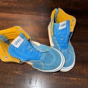 Vans Kids High-Top Sneakers in Blue and Yellow